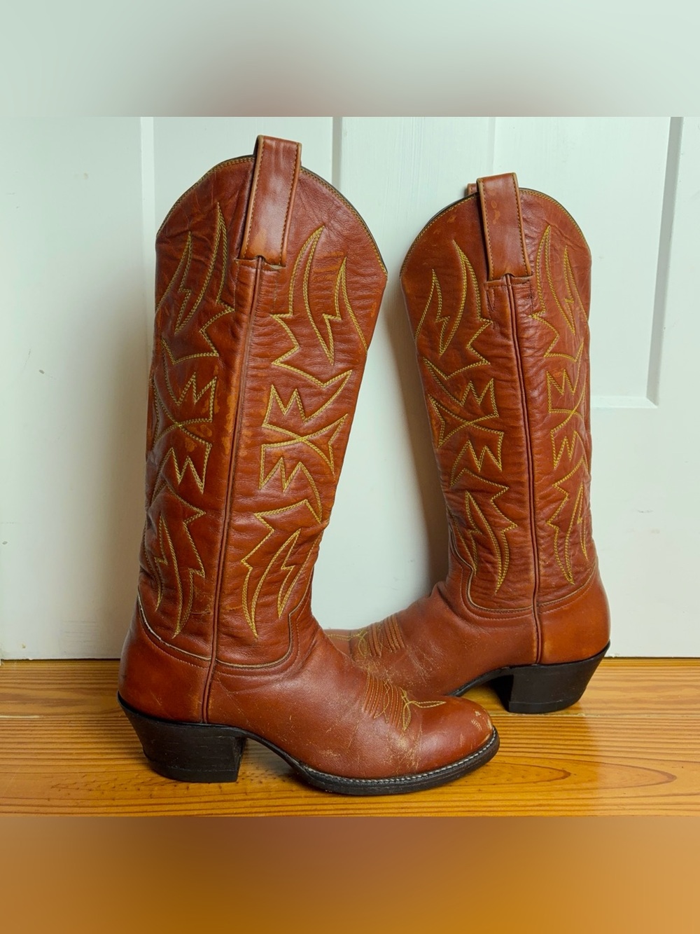 Tony Lama Women’s Vintage Cowboy Cowgirl Western Boot Size 7